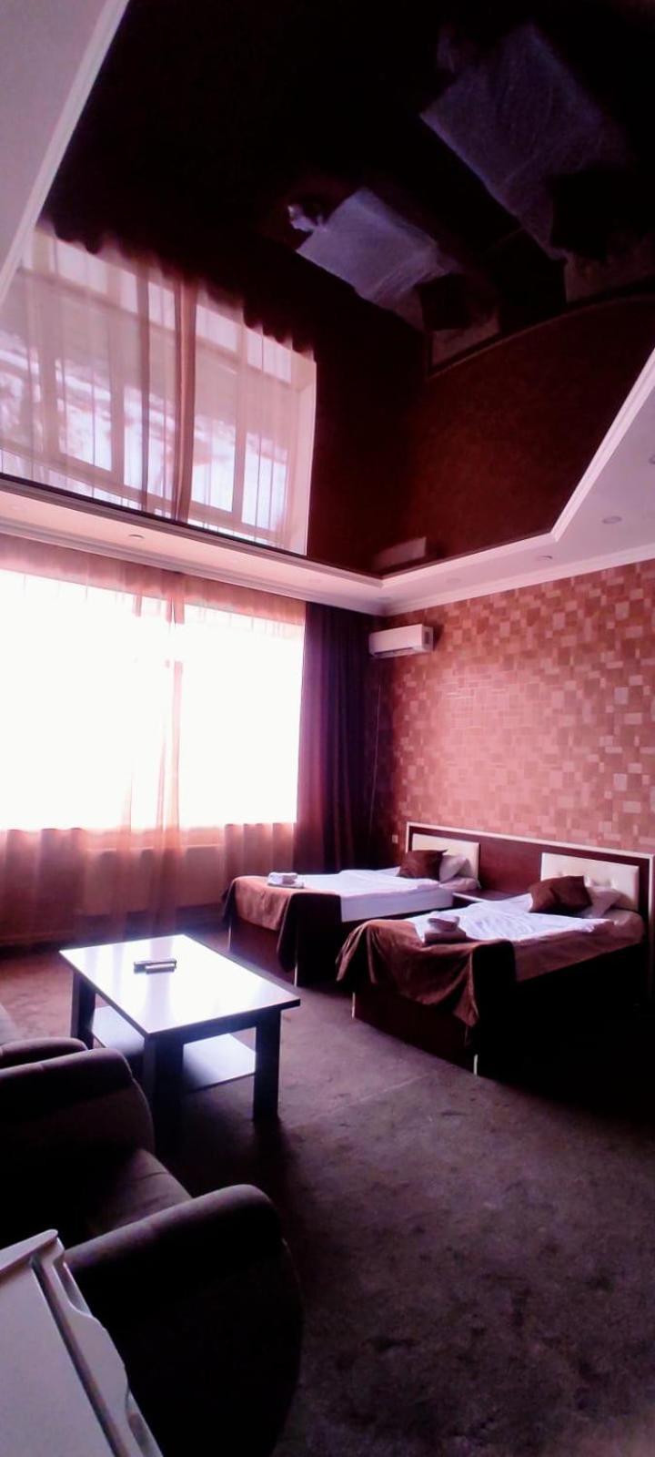 Olympic Gyumri Hotel Ngoại thất bức ảnh